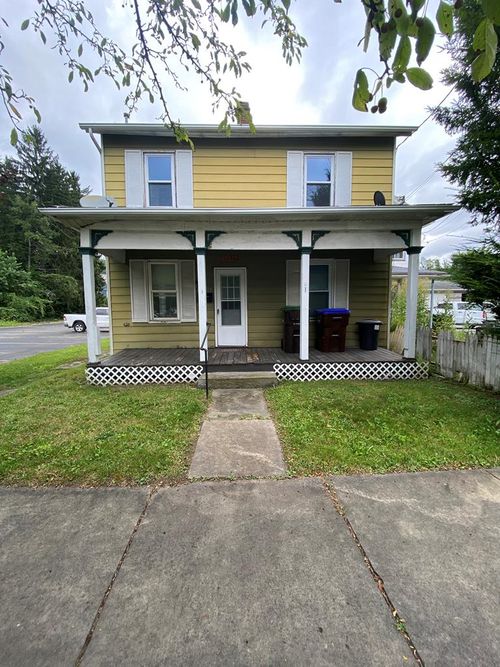 1026 Buffalo St, Franklin, PA, 16323-1208 | Card Image
