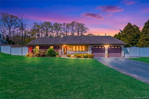 24 Sabre Dr, Selden, NY, 11784-3930 | Card Image