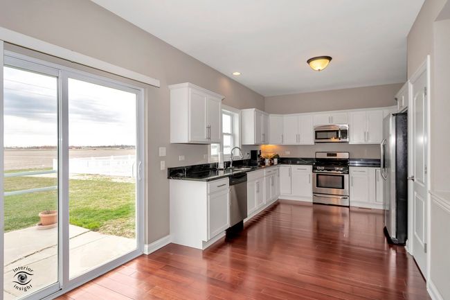 6161 Park View Dr, Home with 3 bedrooms, 3 bathrooms and null parking in Bourbonnais IL | Image 10