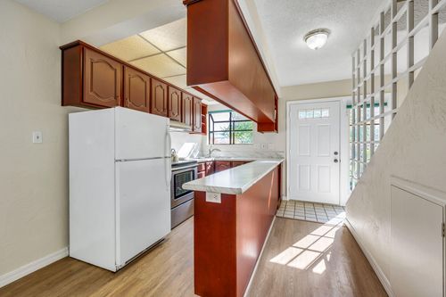 6-495 Chestnut St, Ashland, OR, 97520-1559 | Card Image