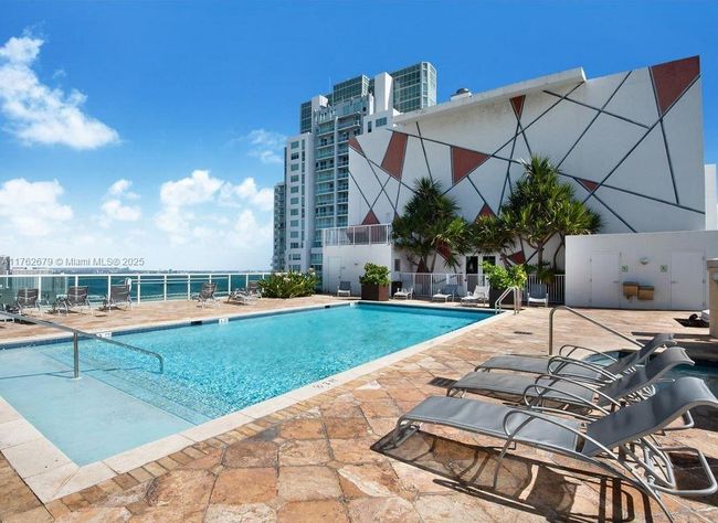 APT-912 - 133 Ne 2 Nd Ave, Condo with 2 bedrooms, 2 bathrooms and null parking in Miami FL | Image 12