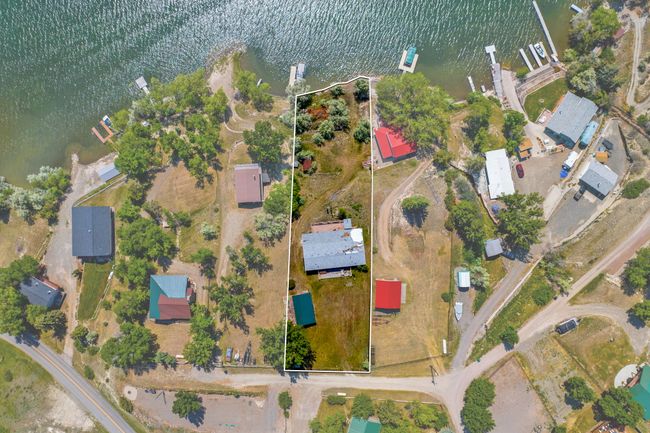 1872 Beartooth Rd, House other with 3 bedrooms, 2 bathrooms and null parking in Wolf Creek MT | Image 13