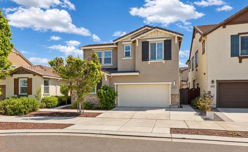 1952 Garden Farms Avenue, Lathrop, CA, 95330 | Card Image