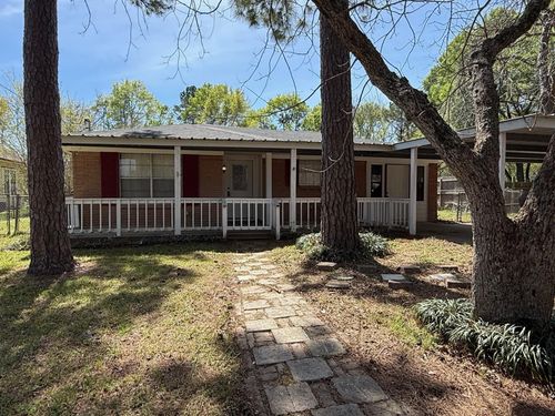 432 Young St, Livingston, TX, 77351-3611 | Card Image