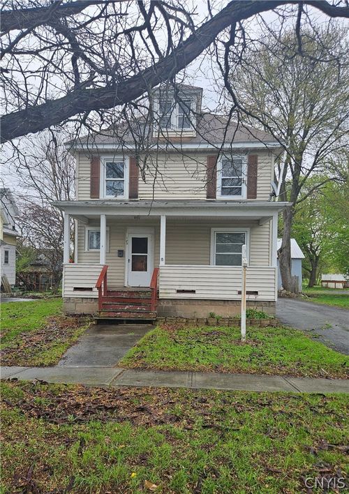 102 Mechanic St, Canastota, NY, 13032-1323 | Card Image