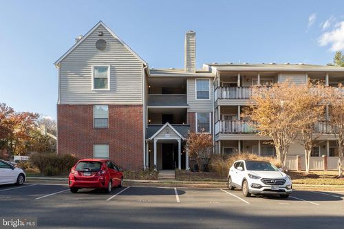 apt-1231-12154 Penderview Ter, FAIRFAX, VA, 22033-5214 | Card Image