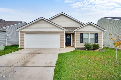 1237 Stamp Lodge Rd, Kingsport, TN, 37660-1053 | Card Image