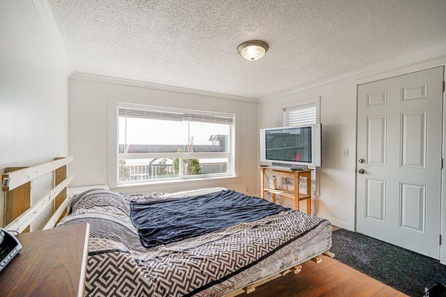 15156 Victoria Avenue, House other with 2 bedrooms, 6 bathrooms and 3 parking in White Rock BC | Image 12