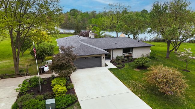 47233 County Road 380, House other with 5 bedrooms, 3 bathrooms and null parking in Grand Junction MI | Image 52
