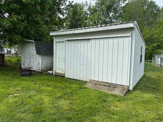 405 Vineyard St, House other with 2 bedrooms, 1 bathrooms and null parking in Vevay IN | Image 13