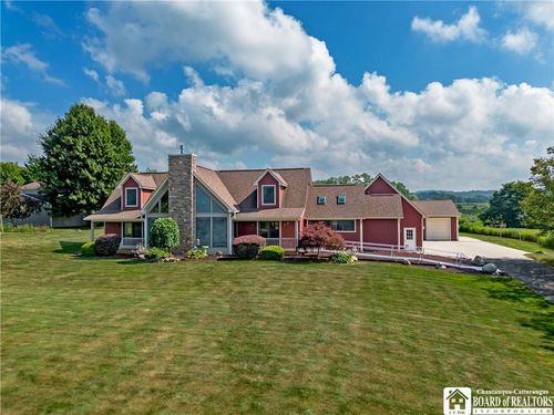 116 Bliss St, Westfield, NY, 14787-9666 | Card Image