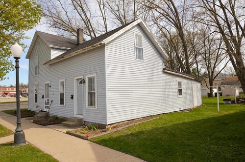 208 W Oak St, Boscobel, WI, 53805-1520 | Card Image