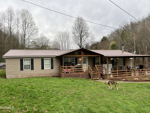 9536 Mcfall Fork Rd, Pound, VA, 24279-4124 | Card Image