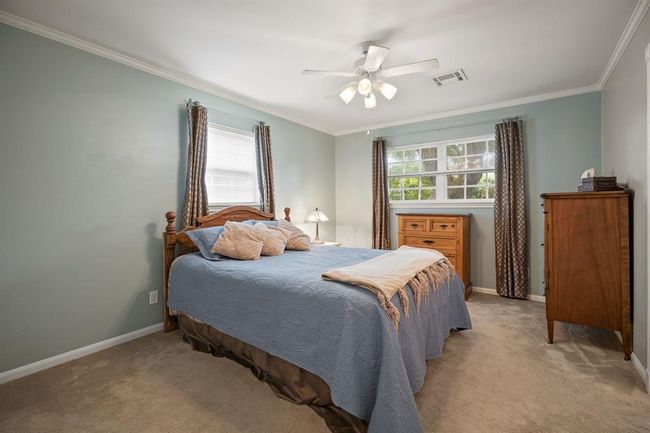 111 Whispering Oaks Dr, House other with 4 bedrooms, 2 bathrooms and 2 parking in Seabrook TX | Image 13