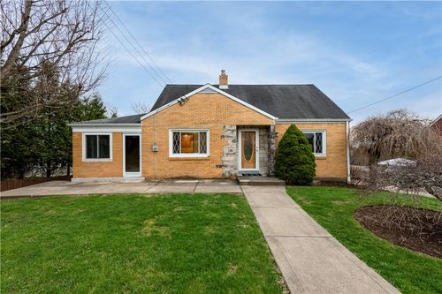 120 Mildred Ln, Glenshaw, PA, 15116-3212 | Card Image