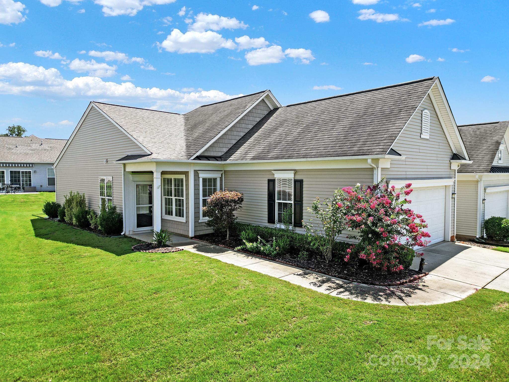 Raven Crest Dr, Fort Mill, SC 29707