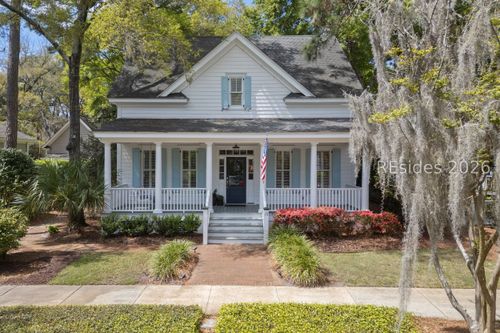 15 Hayek St, Beaufort, SC, 29907-2067 | Card Image