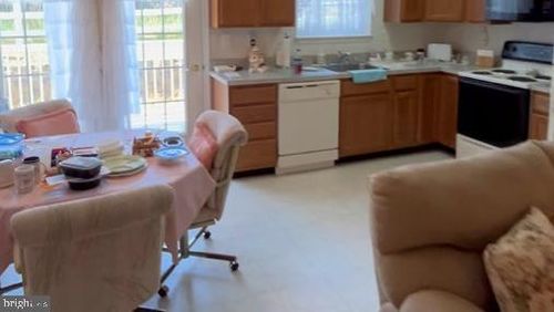 2c-1601 Homeland Dr, Sykesville, MD, 21784-6036 | Card Image