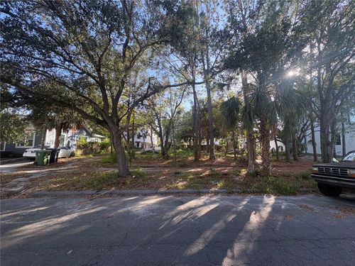 2316 W North B St, TAMPA, FL, 33609-2337 | Card Image