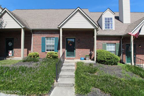 3503 Crossroads Way, Knoxville, TN, 37918-5249 | Card Image