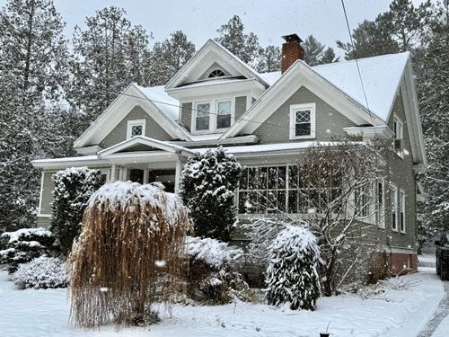 219 Park Ave, Saranac Lake, NY, 12983-1250 | Card Image