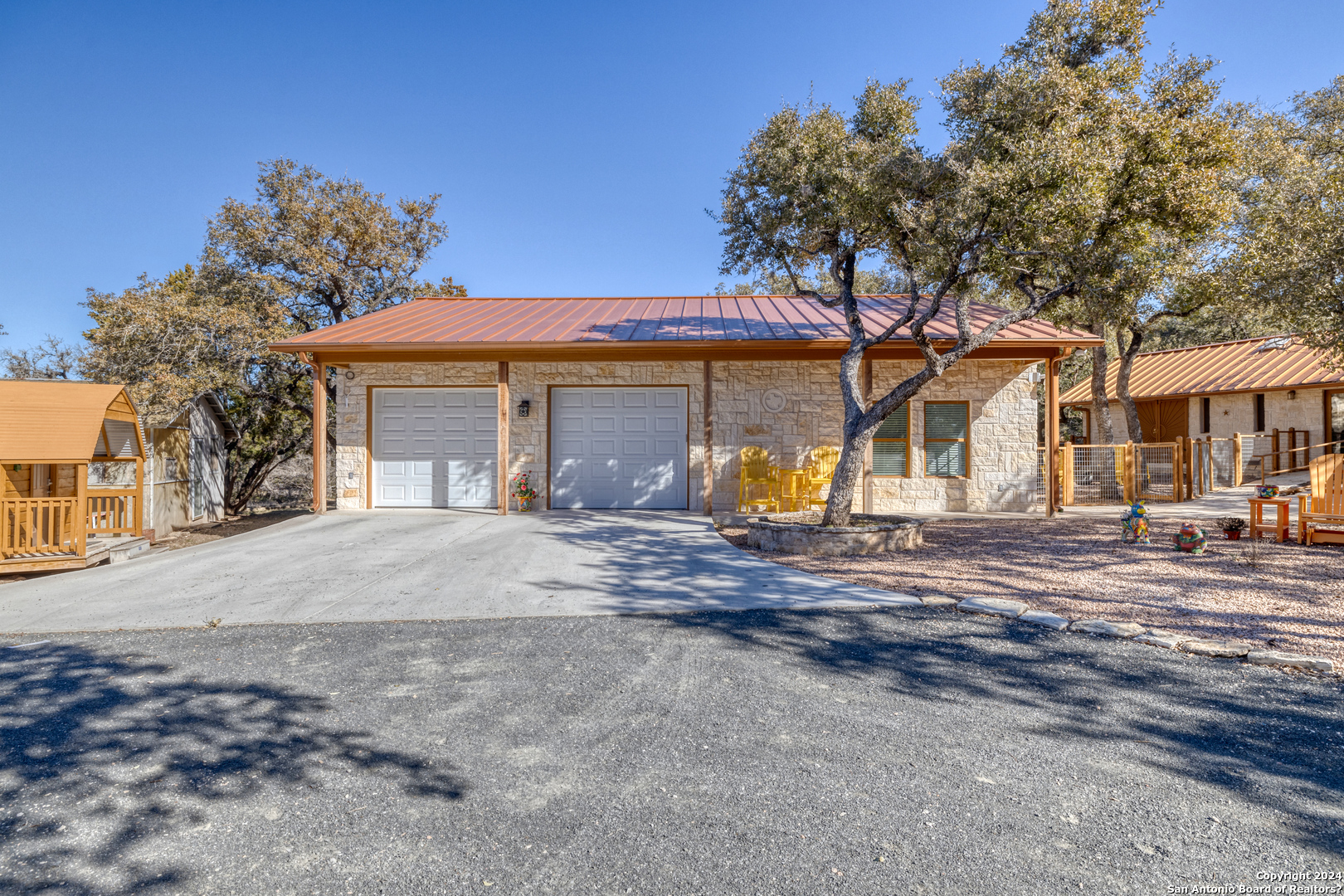 Residential in Leakey 2