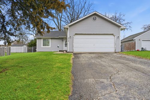 215 3rd Street, Fenton, MI, 48430 | Card Image