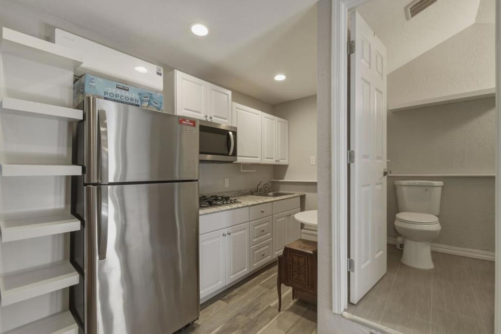 Residential in San Leandro 5
