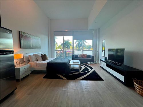 apt-233-253 Ne 2nd St, Miami, FL, 33132-2287 | Card Image