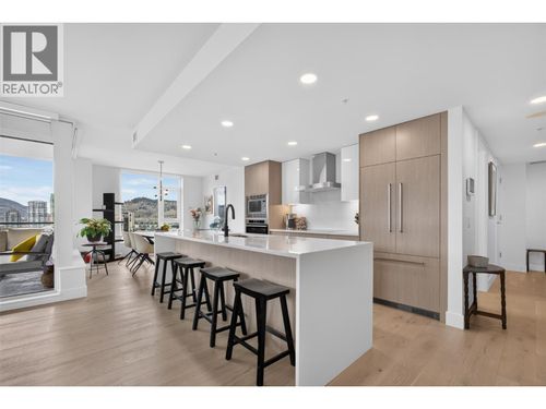 1509-1588 Ellis St, Kelowna, BC, V1Y0H1 | Card Image