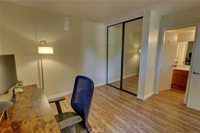 7 - 25712 Le Parc, Condo with 2 bedrooms, 2 bathrooms and 2 parking in Lake Forest CA | Image 23