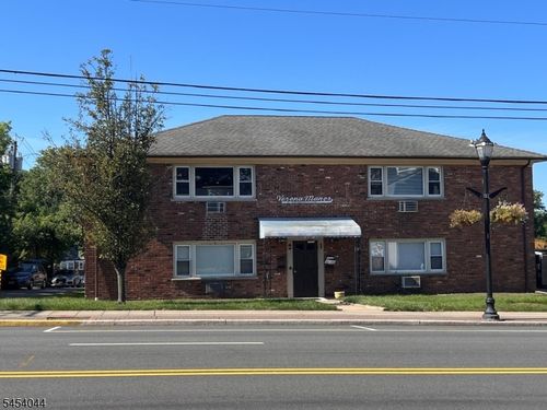 365 Bloomfield Ave, Verona, NJ, 07044-2459 | Card Image
