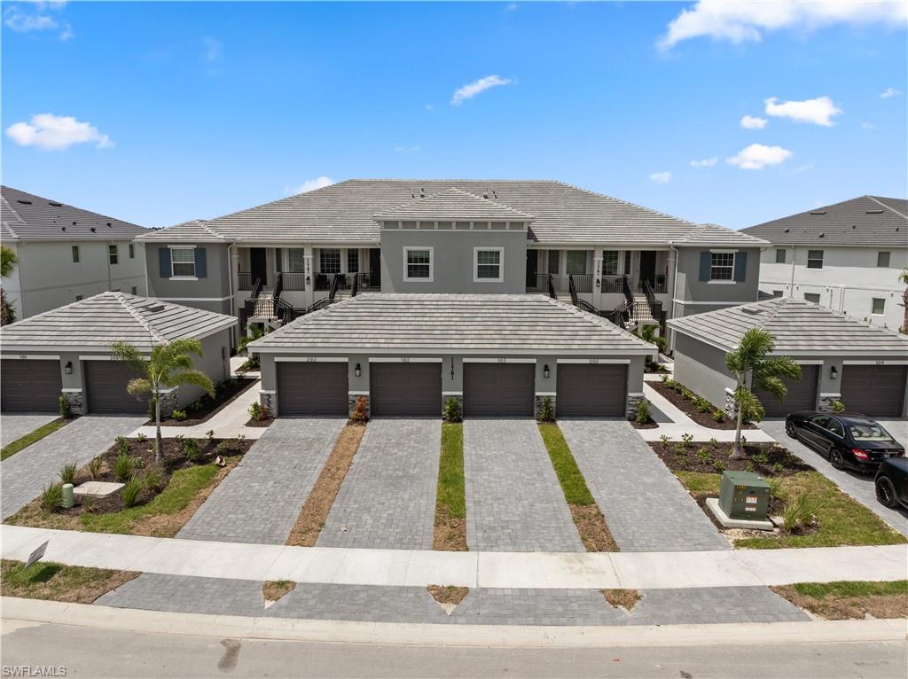 Residential Lease in FORT MYERS 3