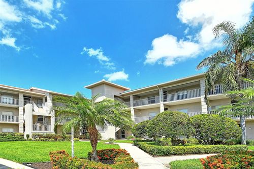4302-9610 Club South Cir, SARASOTA, FL, 34238-3393 | Card Image