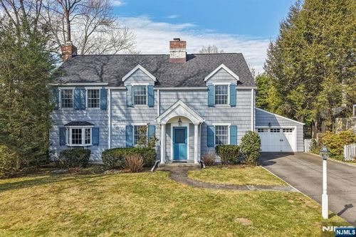 235 Sheridan Ave, Ho Ho Kus, NJ, 07423-1138 | Card Image