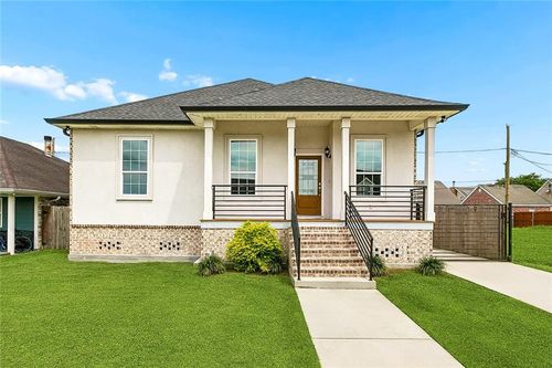 2708 Marquez St, Meraux, LA, 70075-2207 | Card Image