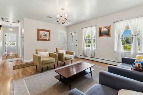 44 Lexington Ct, Danville, KY, 40422-8807 | Card Image