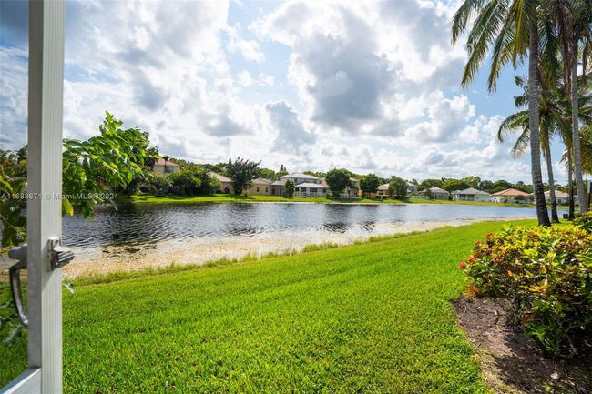 0 - 3796 San Simeon Cir, Townhouse with 2 bedrooms, 3 bathrooms and null parking in Weston FL | Image 31