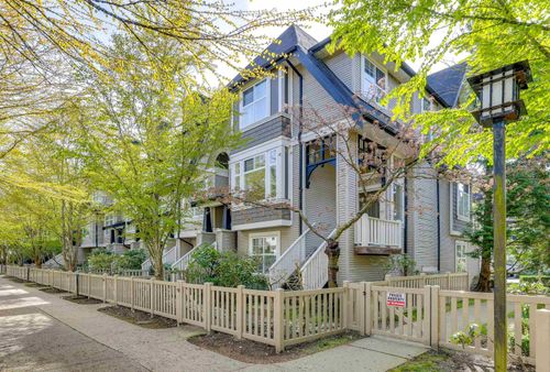 56-6888 Robson Dr, Richmond, BC, V7C5T6 | Card Image