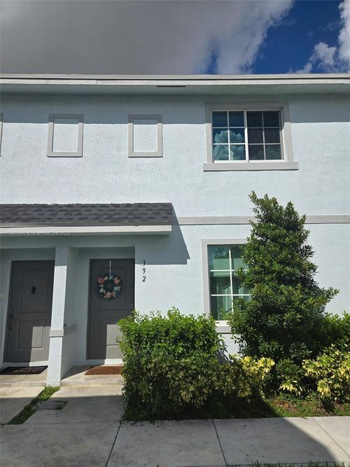 392-392 Nw 11th Ave, Florida City, FL, 33034-3456 | Card Image