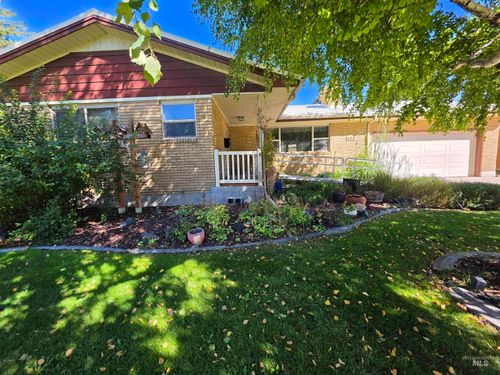 286 Pinon Drive, Idaho Falls, ID, 83401 | Card Image