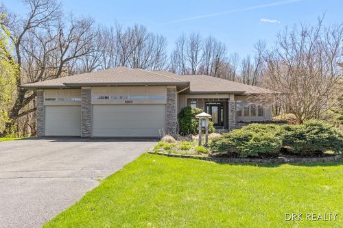 5900 Cannon Hills Dr, Ada, MI, 49301-8831 | Card Image