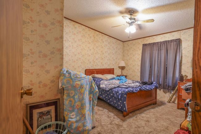 305 Pine St, House other with 3 bedrooms, 2 bathrooms and null parking in Seven Points TX | Image 20