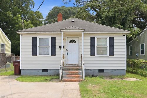 737 Partridge Ave, Chesapeake, VA, 23324-3434 | Card Image