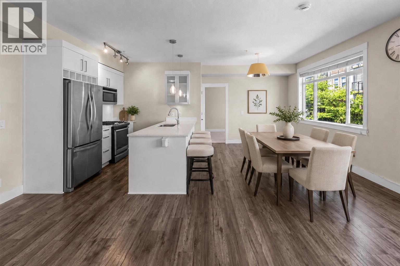 Residential in Maple Ridge 5