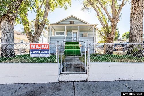 209 Gale St, Rock Springs, WY, 82901-6424 | Card Image