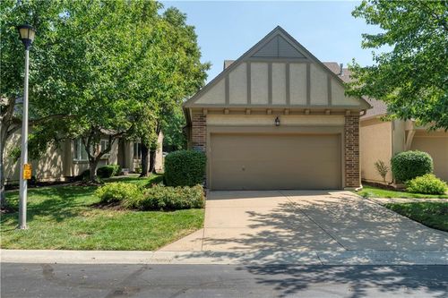 14343 Russell St, Overland Park, KS, 66223-1801 | Card Image