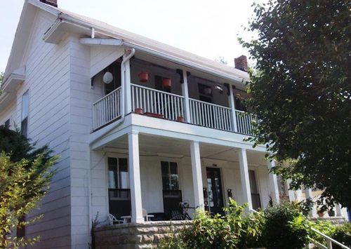 apt-1-726 W 6th St, Bloomington, IN, 47404-3626 | Card Image