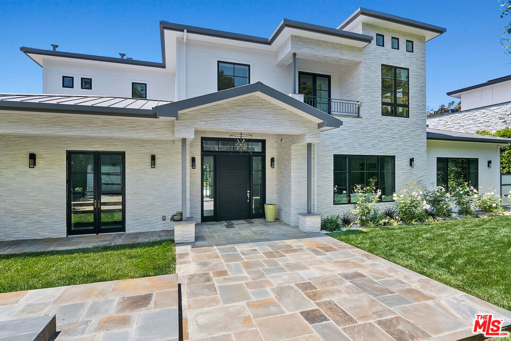 Residential in Pacific Palisades 4