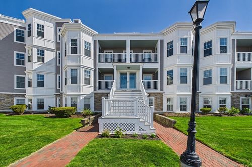 211-15 Park Ave, Hull, MA, 02045 | Card Image